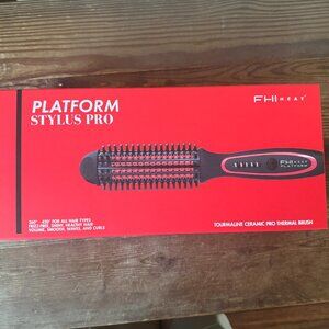 FHI Platform Stylus Pro Heated Brush - Like New!